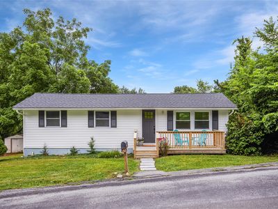 25 Vandervoort Street