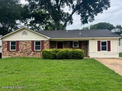 2320 Colonial Hills Dr