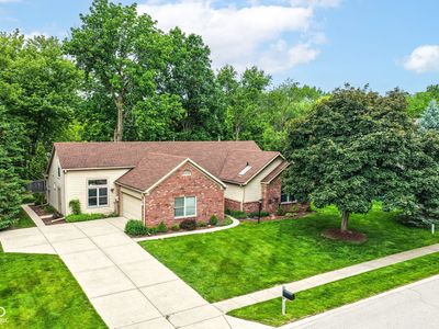 13764 Roswell Dr