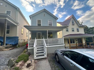 3166 Oak Ave