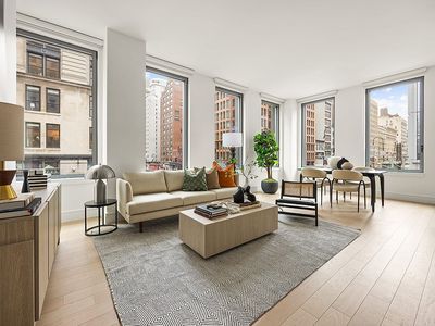 540 6th Ave #2D