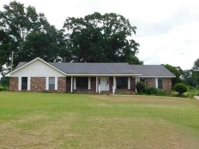 23 Green Acres Ln