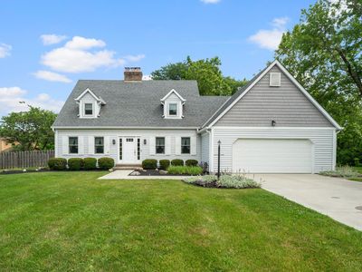 985 Locust Ct