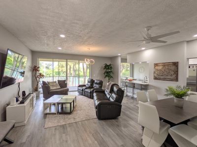 105 Half Moon F2 Circle #F2