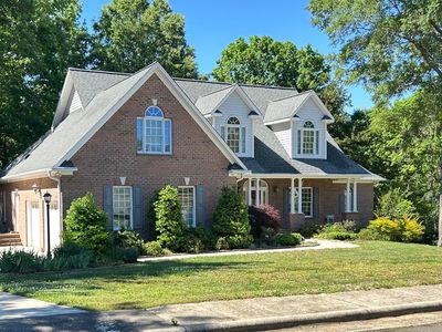 1411 Greystone Dr