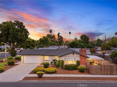 4386 Toyon Rd