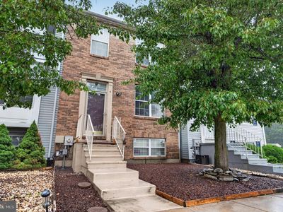 4 Versailles Ct