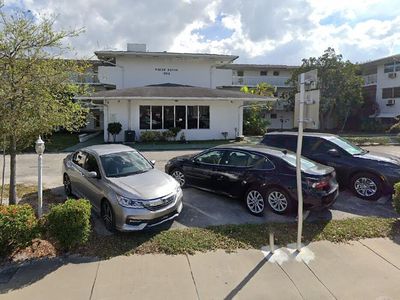 1250 E Sample Road #307