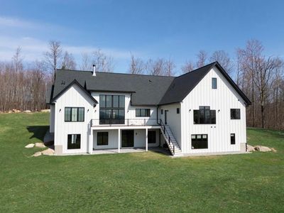 57 Cranberry Meadow Drive