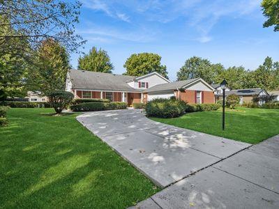 3220 N Volz Dr W