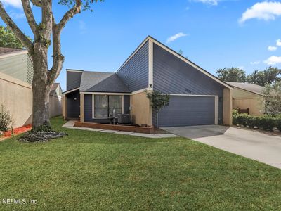 3520 PEERLESS DOCK Court