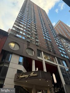 1420 Locust St APT 11K