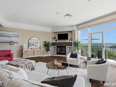 586 West Thames Street #501