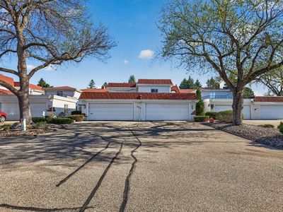 1805 Eagle Ridge Dr APT 4