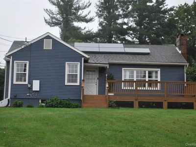 11 Overlook Drive