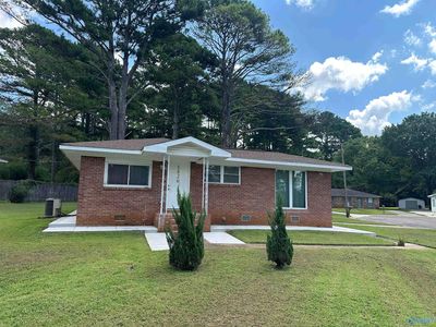 3820 Melody Rd NE