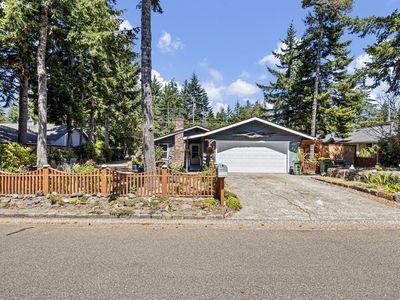 Property at 2333 24th St, Florence, OR