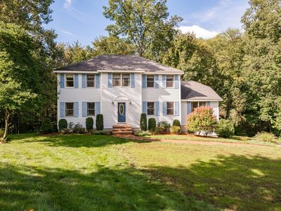 11 Currier Rd