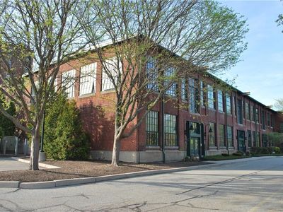 180 Allen St Unit 104