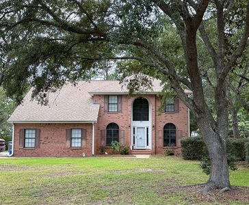106 Longwood Rd