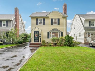 32 Cambridge Avenue