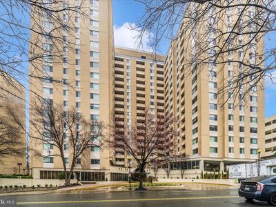 4601 N Park Ave APT 417