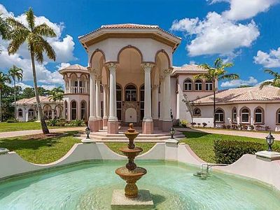 21579 Cartagena Dr