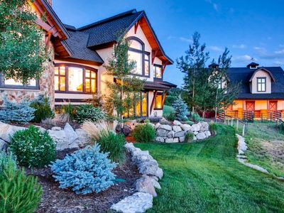 24775 Rainbow Ridge
