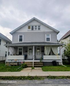 2717-2719 Grand St