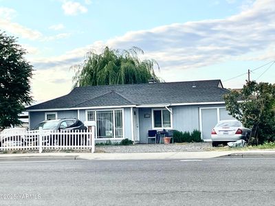 625 W Washington Ave