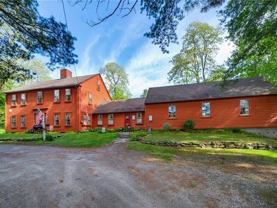 1503 Putnam Pike