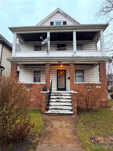 1126 Ferry Ave