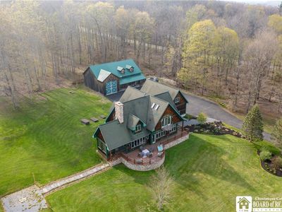 3725 Pickard Rd
