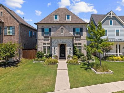 2821 Waverly