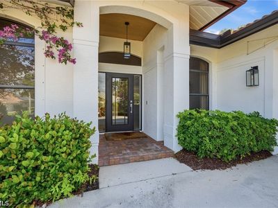 28360 Del Lago Way