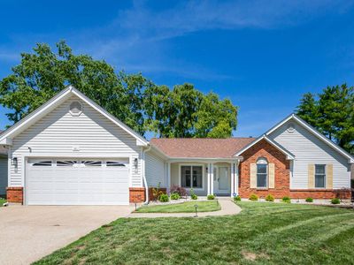 27 Fleurie Dr