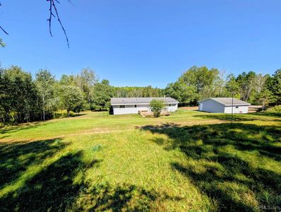576 Bates Gaastra Rd