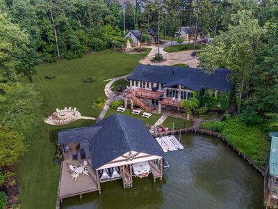 42 Leona Ct