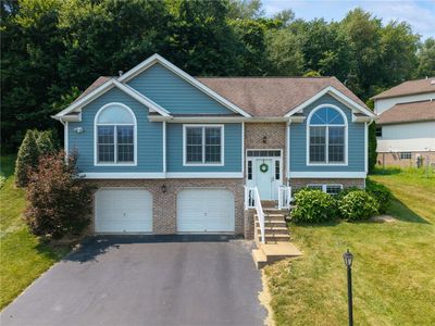 104 Caitlin Ct