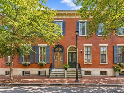 1704 Wallace St #-202