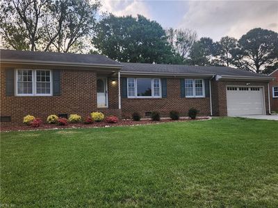 1633 Guthrie St