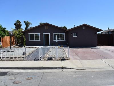 1040 Central Ave