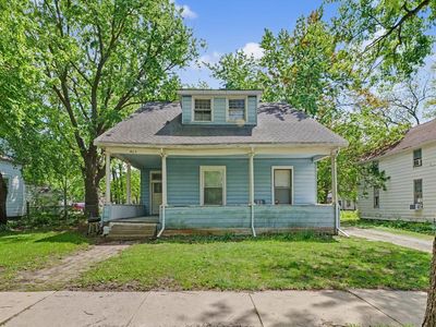 403 W Columbia Ave