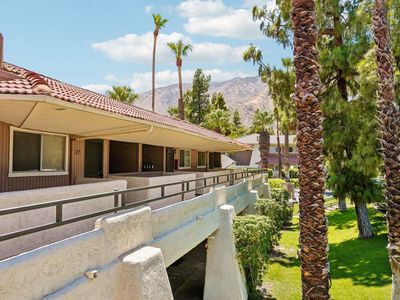 550 N Villa Ct Unit 205