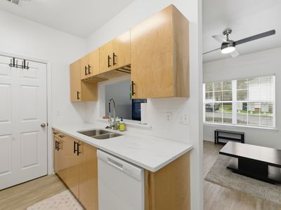 2403 Hartsfield Rd APT 607