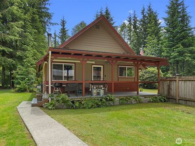 22205 S Forest Loop