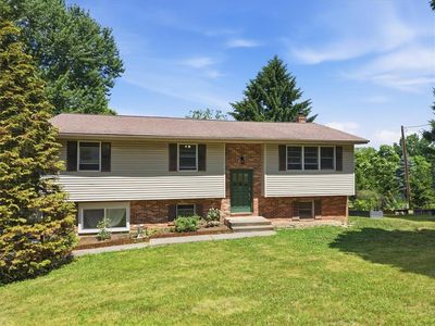 2279 Taylor Dr