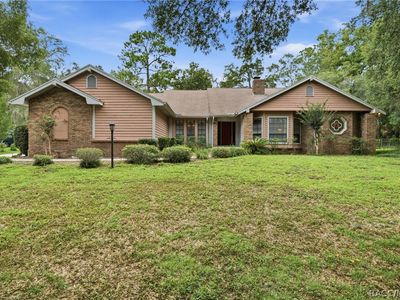 2705 W Live Oak St