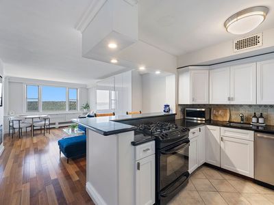 5700 Arlington Ave APT 22N