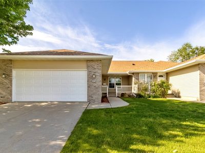 Property at 3220 Sunburst Ave, Marion, IA